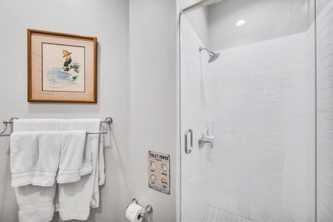 Condo in Englewood, Florida, 4 bedrooms  № 2108089 - photo 24