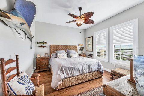 Condo in Englewood, Florida, 4 bedrooms  № 2108089 - photo 28