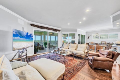Condo in Englewood, Florida, 4 bedrooms  № 2108089 - photo 10