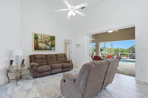 Villa ou maison à vendre à Rotonda, Floride: 3 chambres, 193.89 m2 № 2142911 - photo 6