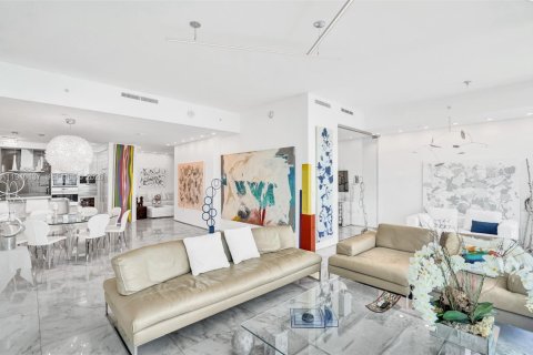 Купить кондоминиум в Санни-Айлс-Бич, Флорида 2 спальни, 195.28м2, № 1997362 - фото 7