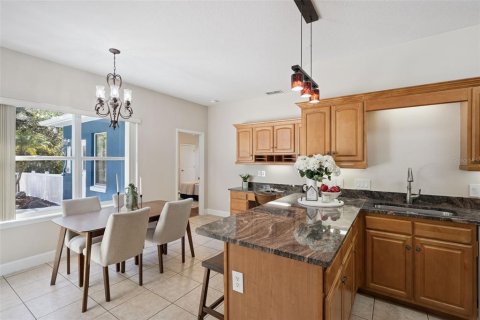 House in Deltona, Florida 4 bedrooms, 254.55 sq.m. № 2114990 - photo 26