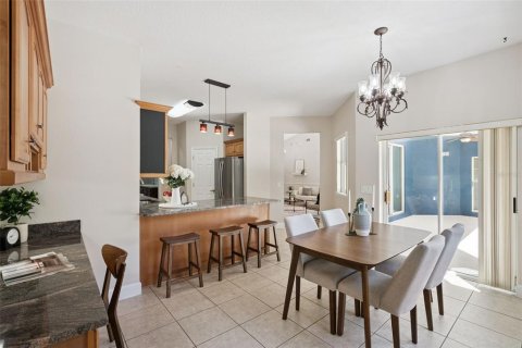 House in Deltona, Florida 4 bedrooms, 254.55 sq.m. № 2114990 - photo 28