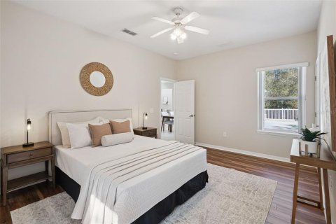 House in Deltona, Florida 4 bedrooms, 254.55 sq.m. № 2114990 - photo 30