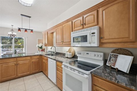 House in Deltona, Florida 4 bedrooms, 254.55 sq.m. № 2114990 - photo 23