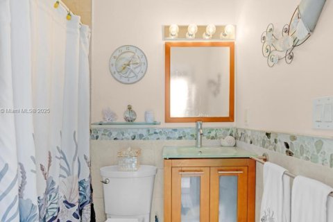 Casa en venta en Miami, Florida, 4 dormitorios, 180.97 m2 № 1842481 - foto 8