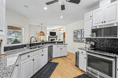 Casa en venta en Lakeland, Florida, 4 dormitorios, 223.43 m2 № 2348244 - foto 17