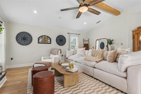 Casa en venta en Lakeland, Florida, 4 dormitorios, 223.43 m2 № 2348244 - foto 5
