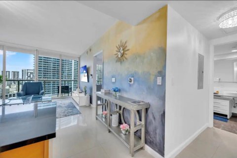 Купить кондоминиум в Майами, Флорида 1 спальня, 73.39м2, № 1949029 - фото 9