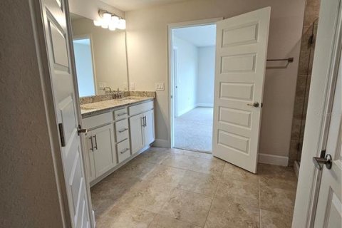 House in Venice, Florida 3 bedrooms, 163.04 sq.m. № 1849439 - photo 8