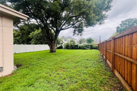 Villa ou maison à louer à Orlando, Floride: 2 chambres, 83.61 m2 № 1900230 - photo 10