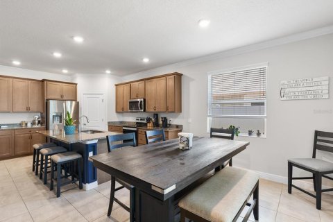 House in Hudson, Florida 4 bedrooms, 190.45 sq.m. № 2157546 - photo 17