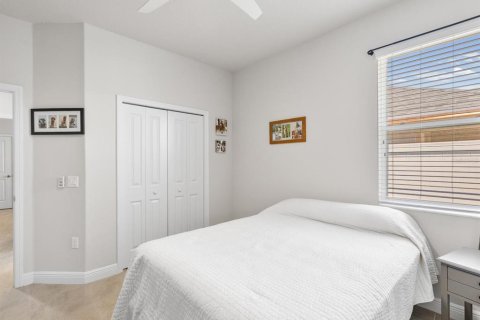 House in Hudson, Florida 4 bedrooms, 190.45 sq.m. № 2157546 - photo 27