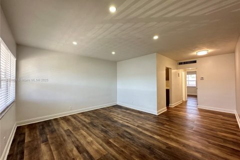 Квартира в Холливуд, Флорида 1 спальня № 1975059