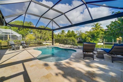 House in Longboat Key, Florida 4 bedrooms, 281.49 sq.m. № 2106717 - photo 12