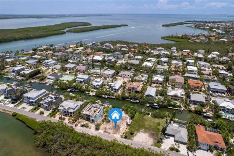 House in Longboat Key, Florida 4 bedrooms, 281.49 sq.m. № 2106717 - photo 8