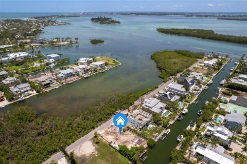 House in Longboat Key, Florida 4 bedrooms, 281.49 sq.m. № 2106717 - photo 7