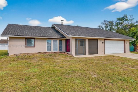 Casa en venta en Cape Coral, Florida, 3 dormitorios, 161.65 m2 № 1997738 - foto 2