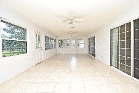 House in Yalaha, Florida 3 bedrooms, 270.53 sq.m. № 1831248 - photo 16