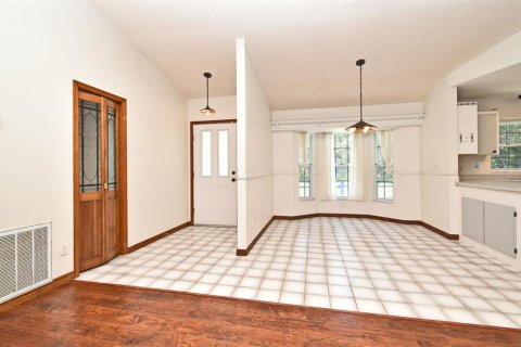 House in Yalaha, Florida 3 bedrooms, 270.53 sq.m. № 1831248 - photo 23