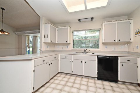 House in Yalaha, Florida 3 bedrooms, 270.53 sq.m. № 1831248 - photo 27