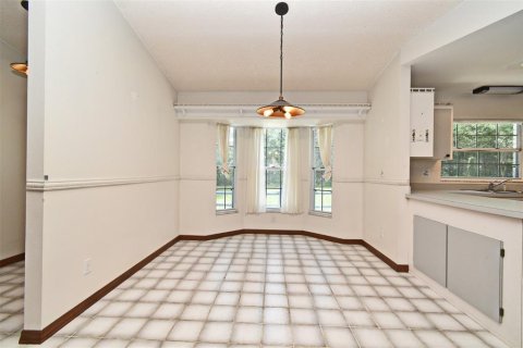 House in Yalaha, Florida 3 bedrooms, 270.53 sq.m. № 1831248 - photo 24