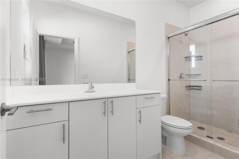 Adosado en venta en Homestead, Florida, 3 dormitorios, 149.76 m2 № 1982416 - foto 16