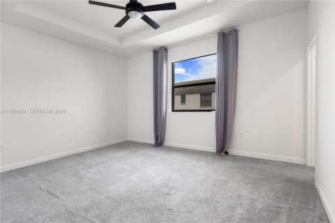 Adosado en venta en Homestead, Florida, 3 dormitorios, 149.76 m2 № 1982416 - foto 13