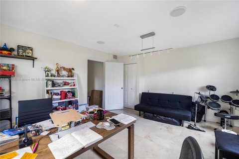 Adosado en alquiler en Pinecrest, Florida, 4 dormitorios, 204.38 m2 № 1975497 - foto 10