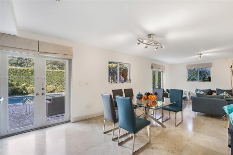 Adosado en alquiler en Pinecrest, Florida, 4 dormitorios, 204.38 m2 № 1975497 - foto 5