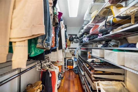 Adosado en alquiler en Pinecrest, Florida, 4 dormitorios, 204.38 m2 № 1975497 - foto 22