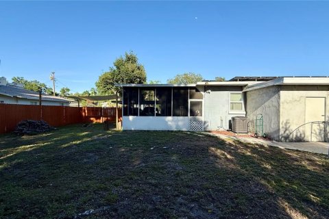 Villa ou maison à vendre à Winter Haven, Floride: 3 chambres, 130.81 m2 № 2166055 - photo 26
