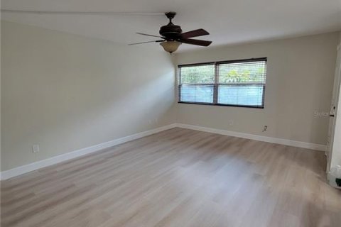 Copropriété à louer à Tampa, Floride: 2 chambres, 75.99 m2 № 1797905 - photo 2