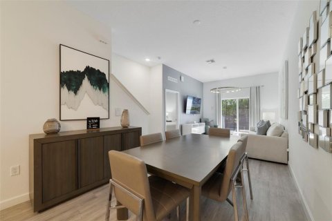 Adosado en venta en Davenport, Florida, 4 dormitorios, 155.24 m2 № 2298223 - foto 6