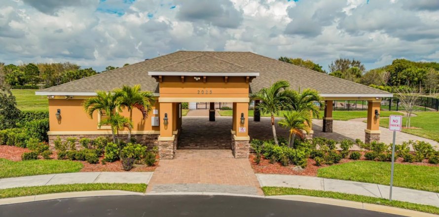 House in Vero Beach, Florida 3 bedrooms, 166.39 sq.m. № 1183285