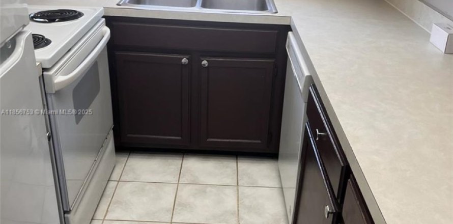 Condo à Coral Springs, Floride, 2 chambres № 1878924