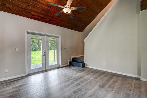 Villa ou maison à vendre à Dade City, Floride: 2 chambres, 132.66 m2 № 2273063 - photo 15