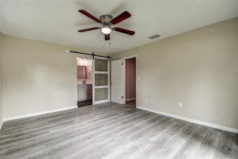 Villa ou maison à vendre à Dade City, Floride: 2 chambres, 132.66 m2 № 2273063 - photo 17