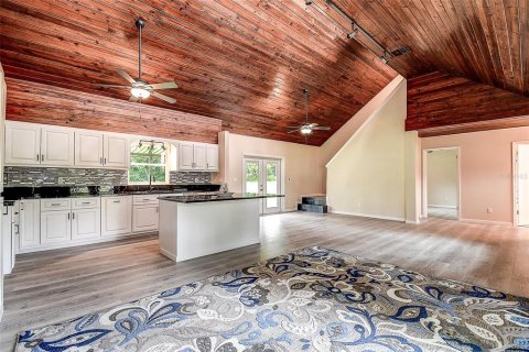 Villa ou maison à vendre à Dade City, Floride: 2 chambres, 132.66 m2 № 2273063 - photo 5