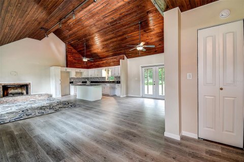 Villa ou maison à vendre à Dade City, Floride: 2 chambres, 132.66 m2 № 2273063 - photo 3