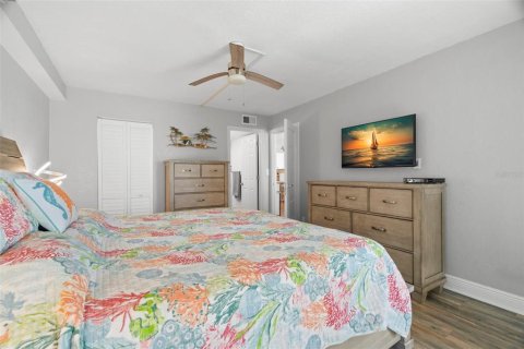 Copropriété à vendre à Madeira Beach, Floride: 2 chambres, 102.19 m2 № 1526363 - photo 22