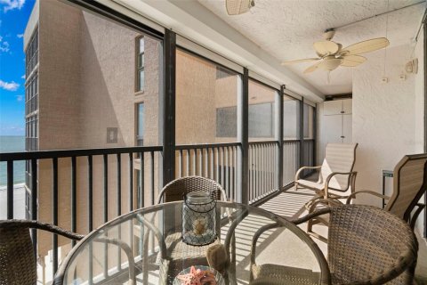 Copropriété à vendre à Madeira Beach, Floride: 2 chambres, 102.19 m2 № 1526363 - photo 11