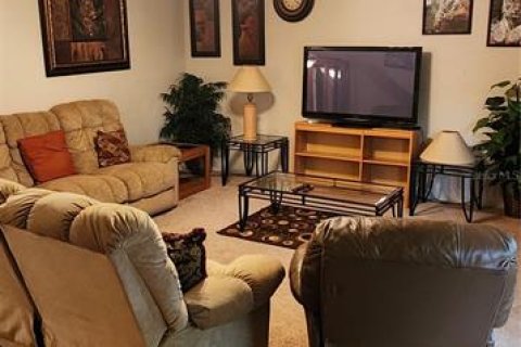 Townhouse in Gainesville, Florida 3 bedrooms, 124.86 sq.m. № 2206772 - photo 15