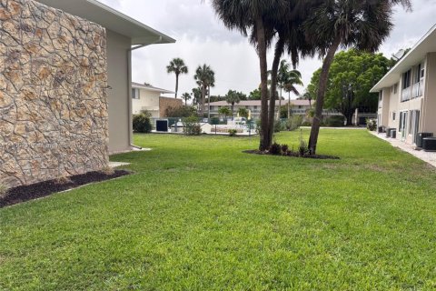 House in Lehigh Acres, Florida 2 bedrooms № 1770725 - photo 4