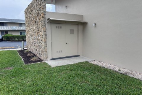 House in Lehigh Acres, Florida 2 bedrooms № 1770725 - photo 23