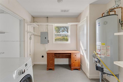 Купить виллу или дом в Майами, Флорида 4 спальни, 124.86м2, № 1954599 - фото 28