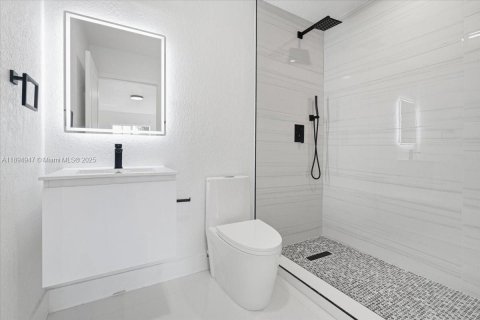 Villa ou maison à vendre à Hialeah, Floride: 3 chambres № 1947461 - photo 22