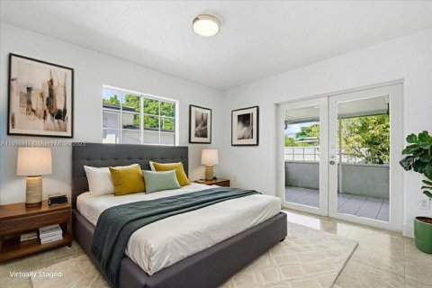 Villa ou maison à vendre à Hialeah, Floride: 3 chambres № 1947461 - photo 25