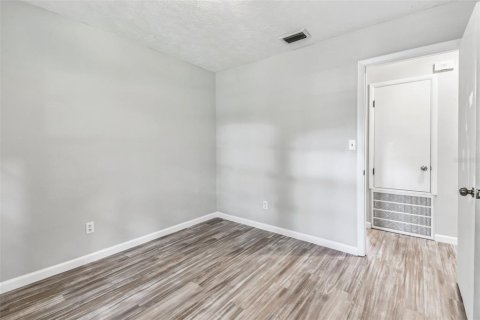 Casa en venta en Valrico, Florida, 3 dormitorios, 147.25 m2 № 1918192 - foto 14