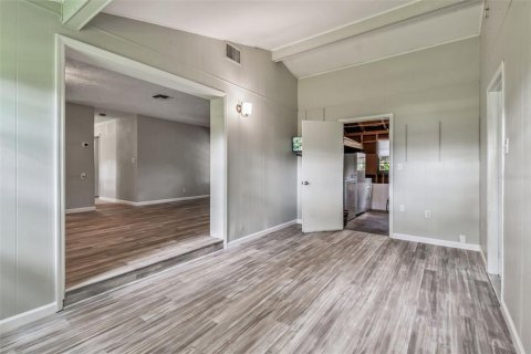 Casa en venta en Valrico, Florida, 3 dormitorios, 147.25 m2 № 1918192 - foto 10